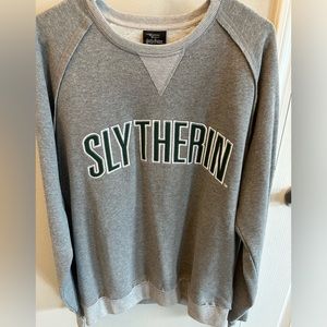 Wizarding World of Harry Potter Slytherin sweatshirt size Large. Brand new. 🐍🖤